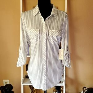 🌻Button Down..Sz L juniors